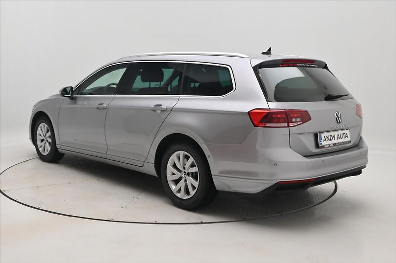 Volkswagen Passat 2,0 TDI 110 kW DSG Business Zá - fotka 7 z 32