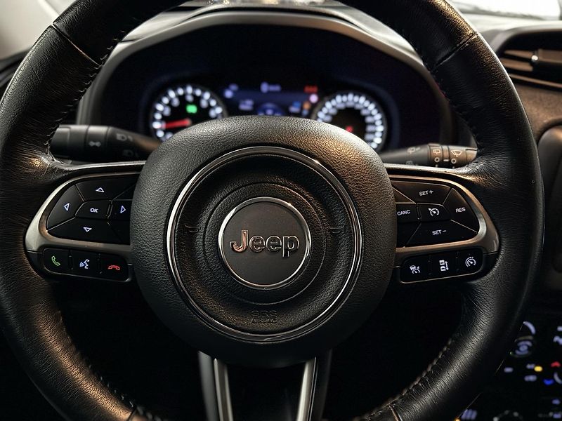 Jeep Renegade (2020) 1.3i,T4,180CV,REZERVOVÁNO - fotka 20 z 28