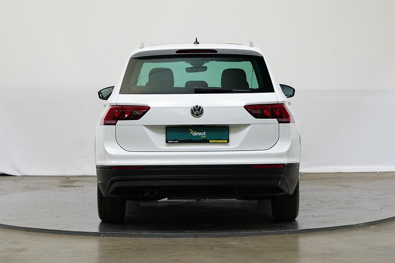 Volkswagen Tiguan - fotka 6 z 27