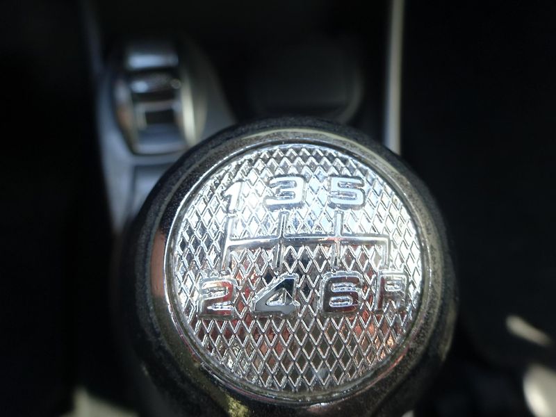 Alfa Romeo MiTo 1.4i 70kW KLIMA  - fotka 17 z 29