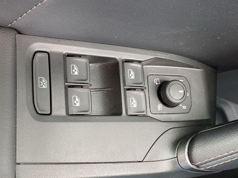 Cupra Formentor (2024) 1.5 TSI DSG - fotka 16 z 34
