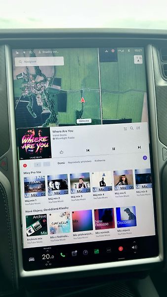 Tesla Model S (2018) - fotka 15 z 26