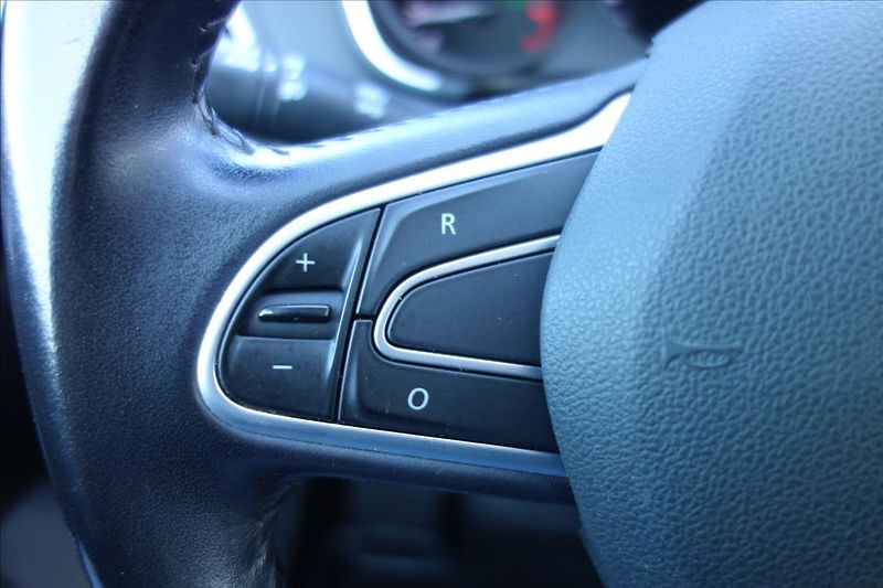 Renault Mégane 1,2 TCe,ČR,SERVIS.KN.,LIMITED. - fotka 26 z 36