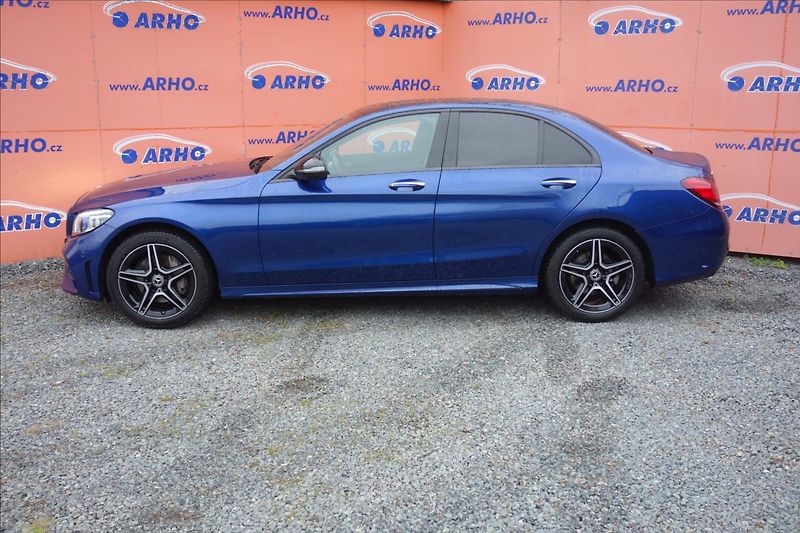 Mercedes-Benz Třídy C 220 CDi,ČR,1 MAJ.,4M,AMG. - fotka 4 z 43