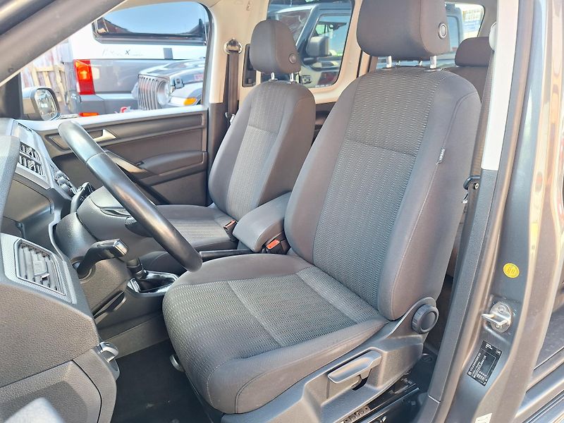 Volkswagen Caddy (2020) MAXI 2,0TDi 7míst DSG HIGHLINE - fotka 13 z 18
