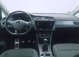 Volkswagen Touran (2021) 1.5TSI 110kW 7míst výhřevy - náhled 4