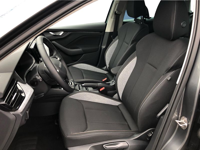 Škoda Scala 1.0 TSi SELECTION - fotka 11 z 30