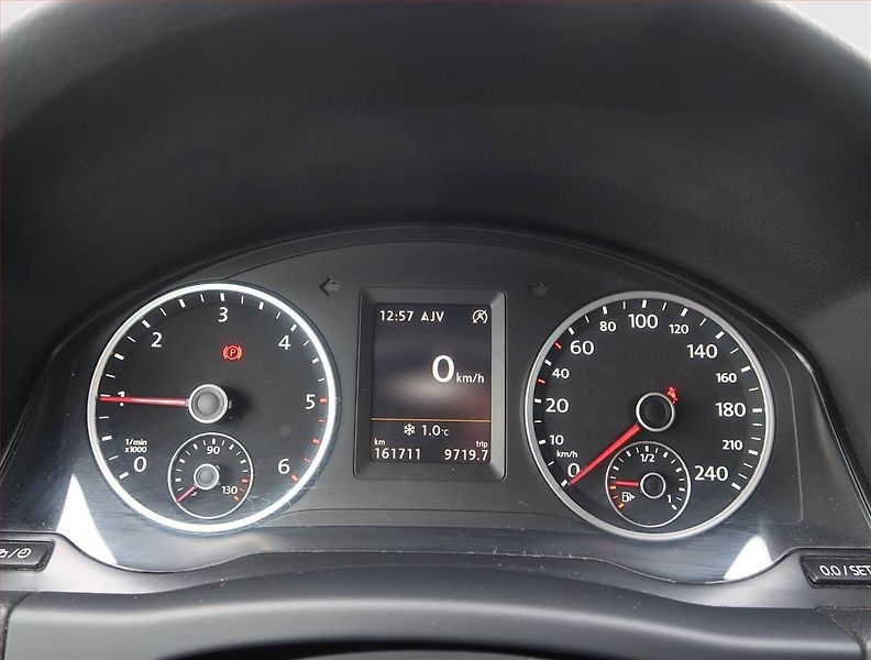 Volkswagen Tiguan (2014) R-Line 2.0 TDI, 4X4, Navi - fotka 11 z 17
