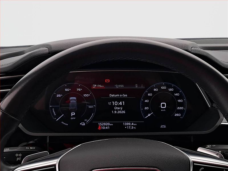 Audi e-tron (2020) 50 quattro - fotka 11 z 20