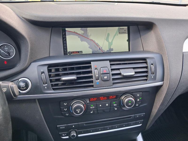 BMW X3 (2012) 2,0D XDRIVE ČR SERVISKA 2xKOLA - fotka 25 z 38