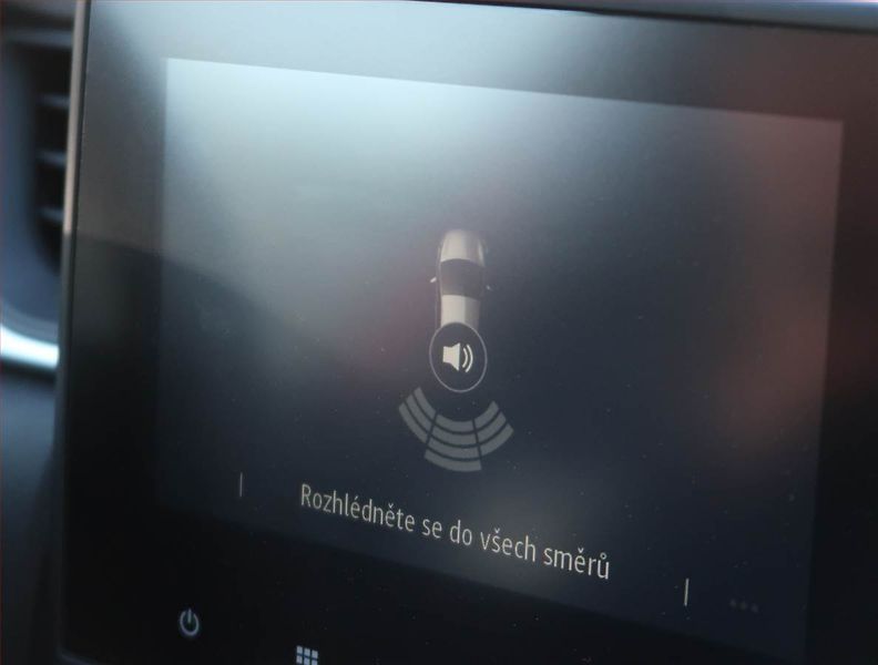 Renault Captur (2024) 1.0 TCe, LPG, ČR,1.maj - fotka 17 z 18