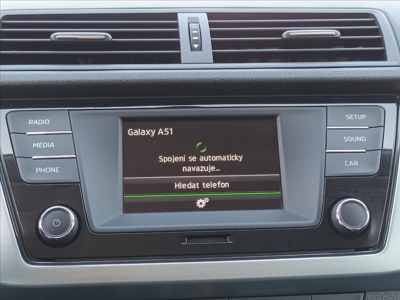 Škoda Fabia 1,2 TSI,66KW,DIGIKLIMA,TEMPOMA - fotka 32 z 36