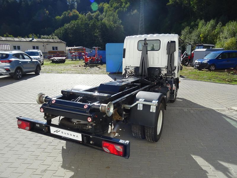Isuzu M27 (2026) 3,0L, hákový nosič kontejnerů - fotka 9 z 35