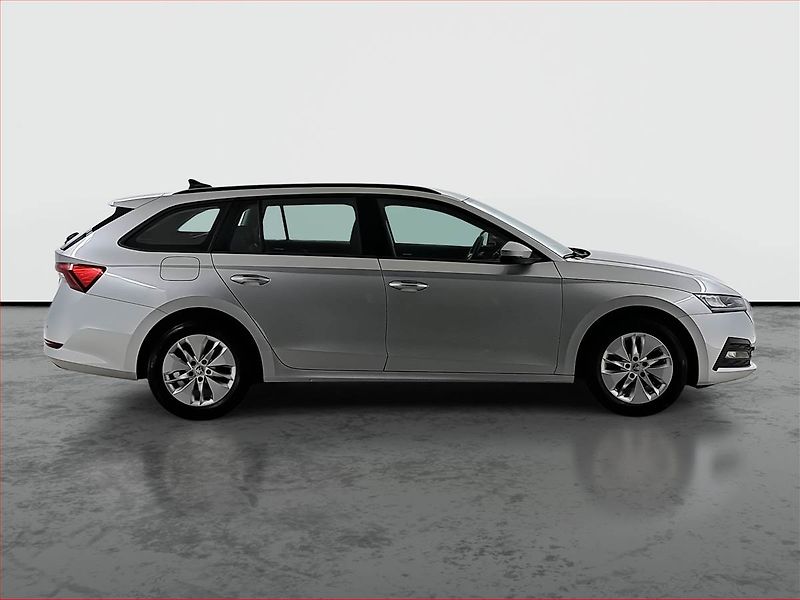 Škoda Octavia (2022) Ambition 2.0 TDI, ČR,1.maj - fotka 6 z 22