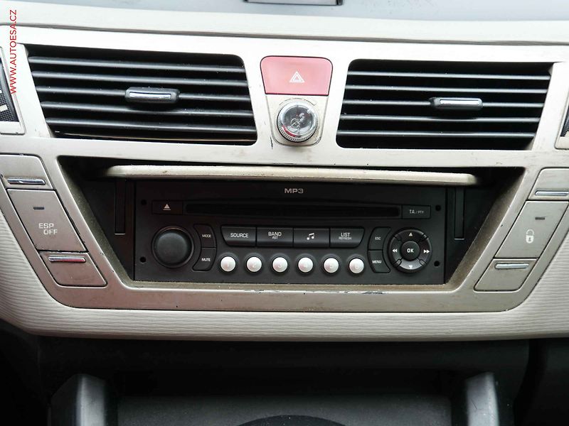 Citroën C4 Picasso (2007) 1.8i, AC, temp - fotka 17 z 18