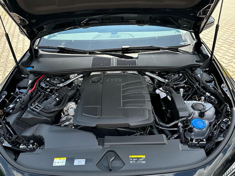 Audi A5 Avant Sline quattro 150kW STR - fotka 17 z 24