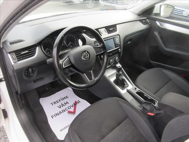 Škoda Octavia 1,6 TDI 85kW - fotka 6 z 11