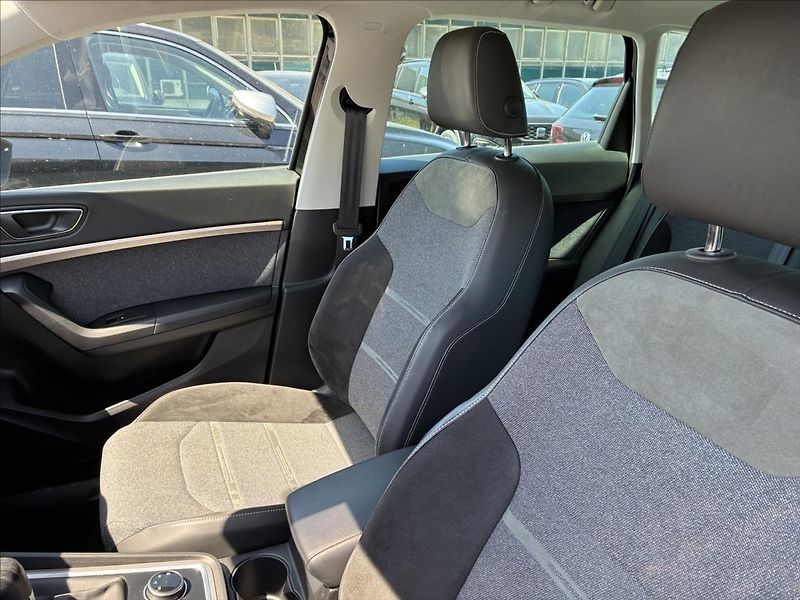 Seat Ateca 2,0 X PERIENCE,TAŽNÉ,KAMERA - fotka 10 z 27