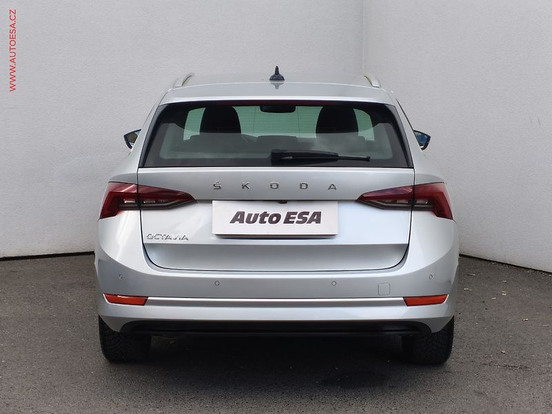 Škoda Octavia (2021) 2.0 TDi, ČR, Style, DSG - fotka 5 z 20