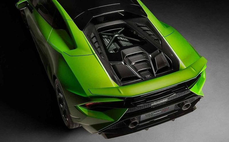 Lamborghini Huracán Tecnica při odhalení v Praze