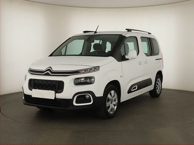 Citroën Berlingo (2019) Feel 1.5 BlueHDi, 5Míst, ČR - fotka 2 z 12