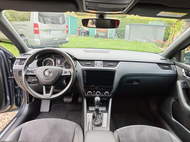 Škoda Octavia (2019) 1,5 TSI Laurint Klement - fotka 9 z 25