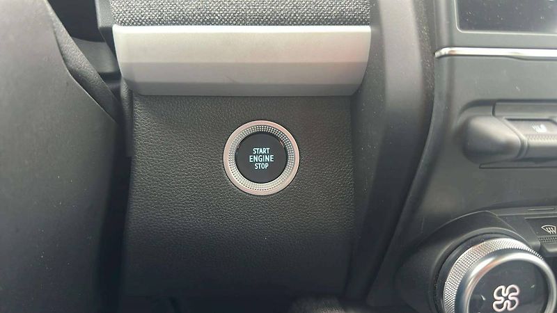 Renault ZOE electric 52kWh 100kW/401AD - fotka 22 z 26