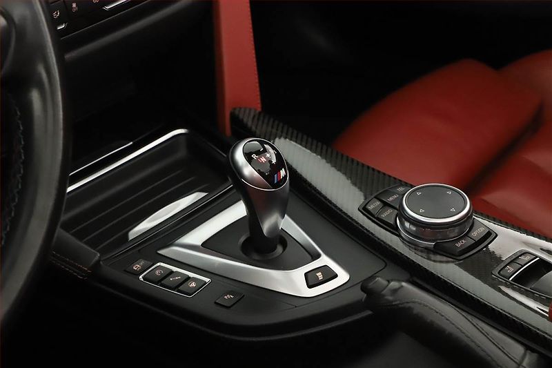 BMW M4 (2015) - fotka 10 z 20