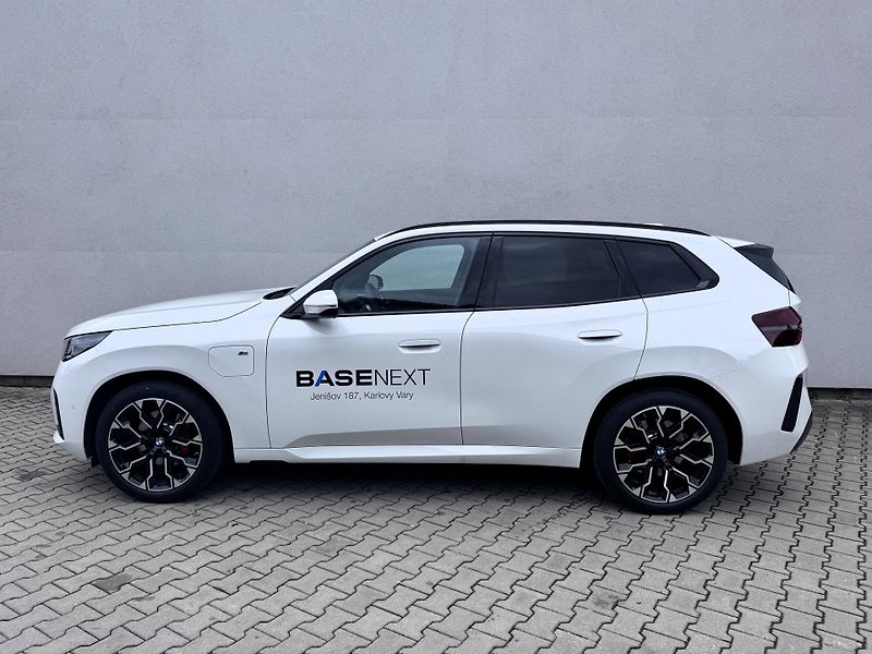 BMW X3 xDrive 30e M Sport - fotka 3 z 26
