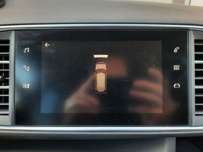 Peugeot 308 SW ACTIVE 1,5 BHDi EAT8 - fotka 20 z 25