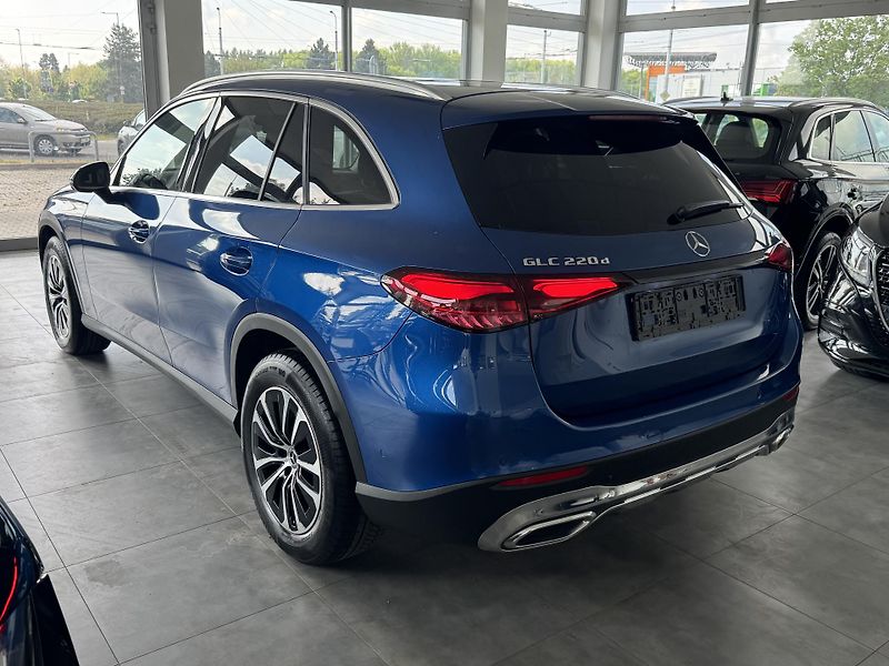 Mercedes-Benz GLC (2024) 220d 4MATIC LED AVANTGARDE - fotka 5 z 35