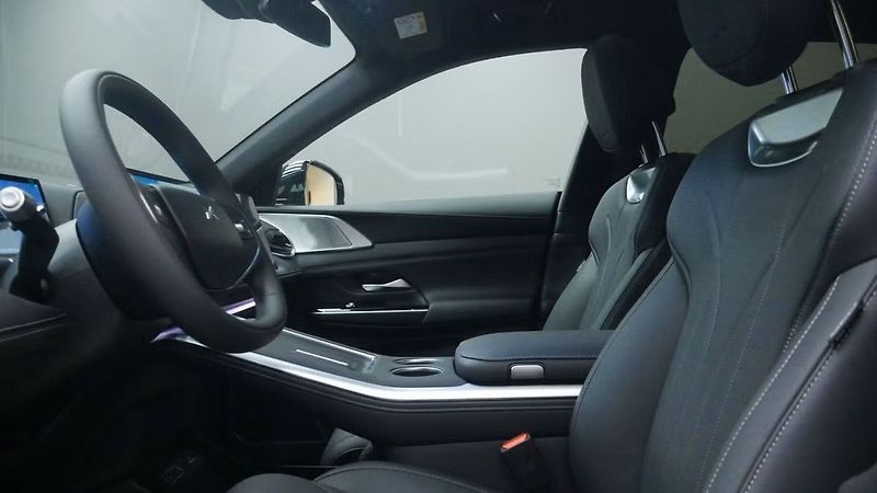 Xpeng G9 Performance*vzduch*vyhř. vol. - fotka 9 z 12
