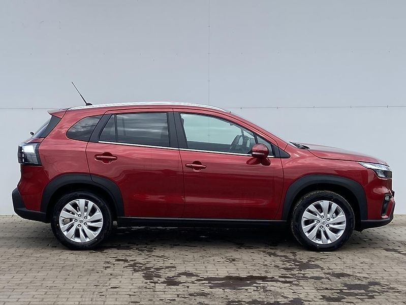 Suzuki S-Cross 1.4 BoosterJet 81kW Premium - fotka 3 z 20