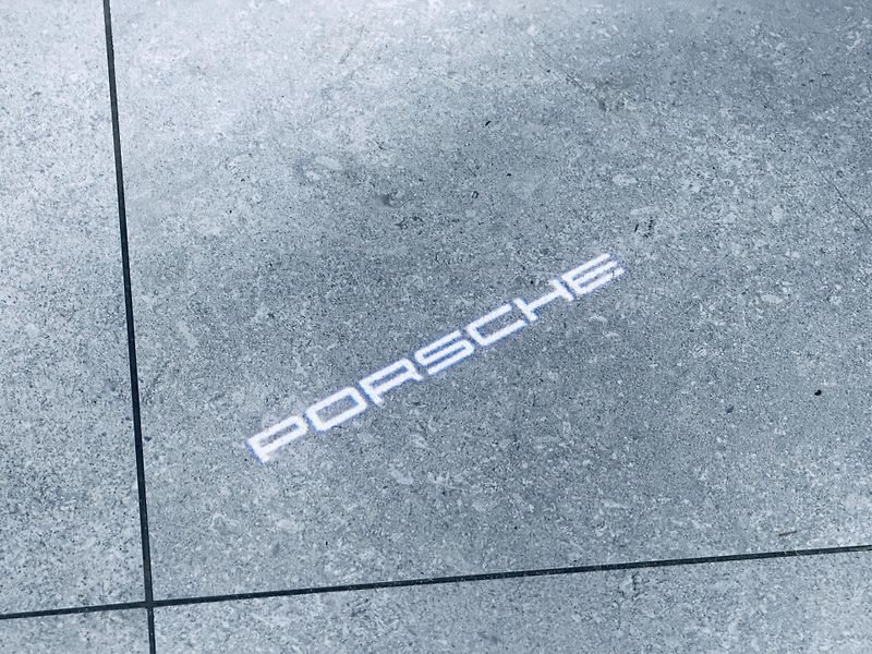 Porsche 911 (2025) 992.2*CABRIO*CHRONO*ZÁRUKA - fotka 15 z 44
