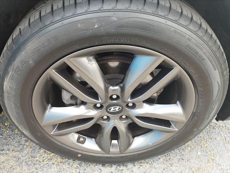 Hyundai Santa Fe 2,2 CRDi 145KW - fotka 20 z 20