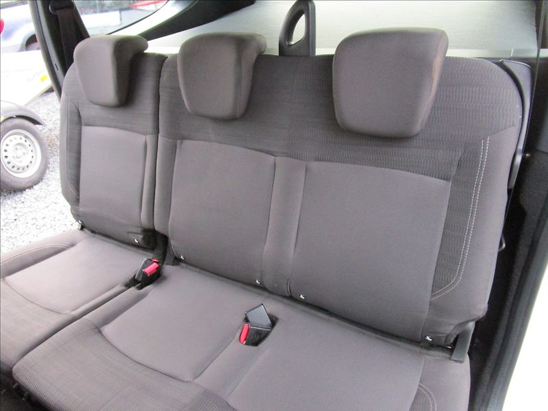 Dacia Lodgy 1.6i  Klima - fotka 26 z 36