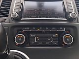 Volkswagen Multivan (2014) Highline 2.0 TDI 4Motion, ČR - náhled 17