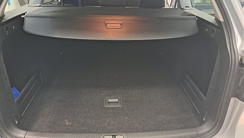 Volkswagen Passat (2012) VARIANT CL 2,0 TDI BMT 6G - fotka 22 z 23