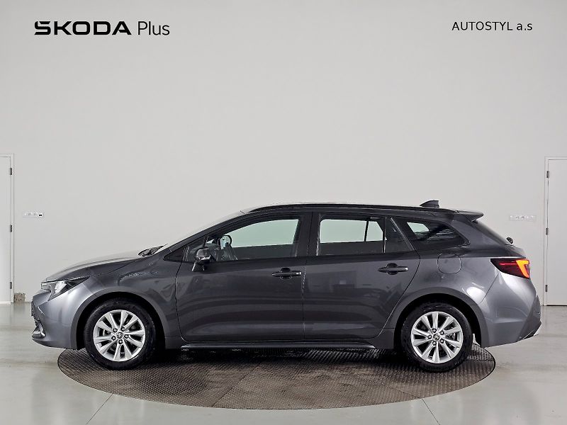 Toyota Corolla (2025) TS 1.8HEV 140k COMFORT TECH - fotka 3 z 23
