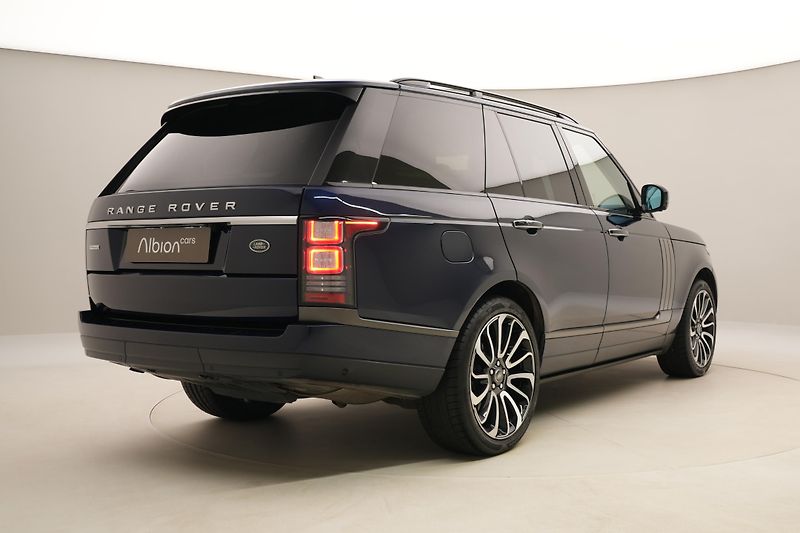 Land Rover Range Rover 4.4 SDV8 REZERVACE - fotka 12 z 56