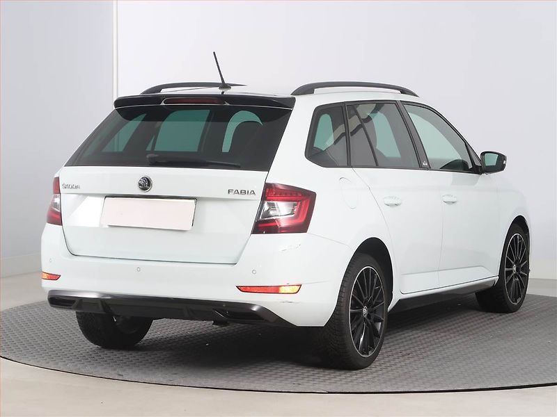 Škoda Fabia (2019) Monte Carlo 1.0 TSI - fotka 5 z 16
