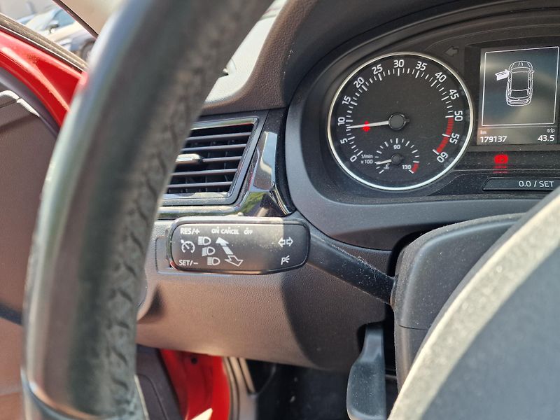 Škoda Rapid 1,6TDI 85KW STYLE PLUS  - fotka 16 z 18