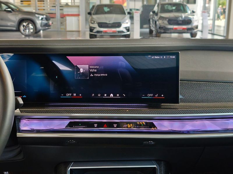 BMW Řada 7 M Sport Pro*Bowers&Wilkins Dia - fotka 17 z 22