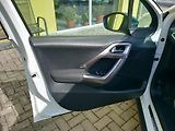Peugeot 2008 (2015) 1,6HDi STYLE NAVI VYHŘ.SED. - náhled 10