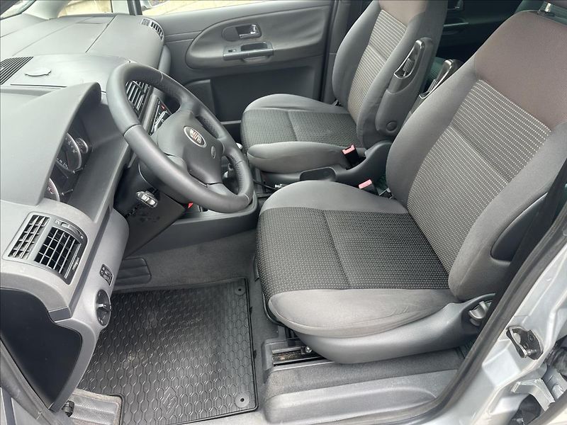 Seat Alhambra 1,9 TDI 7.MÍST BEZ KOROZE - fotka 12 z 21
