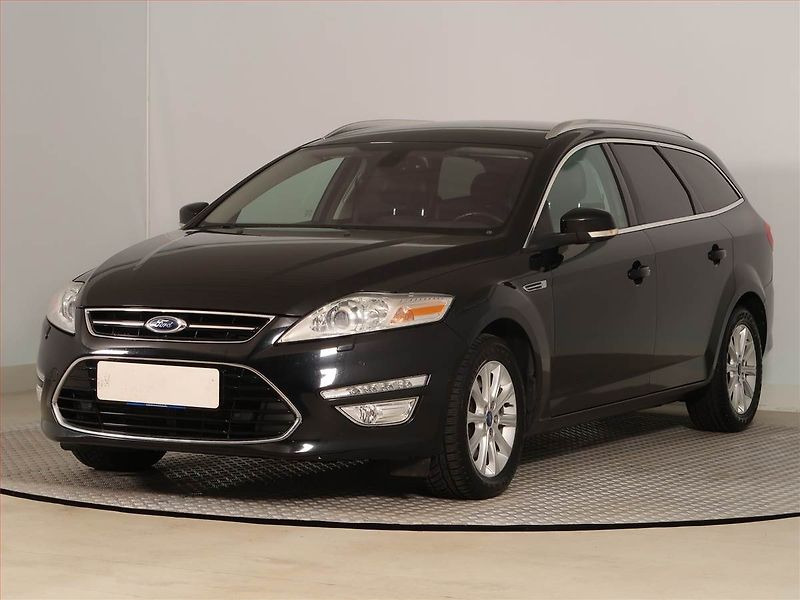 Ford Mondeo (2014) 2.0 TDCi, Automat, Navi - fotka 2 z 25