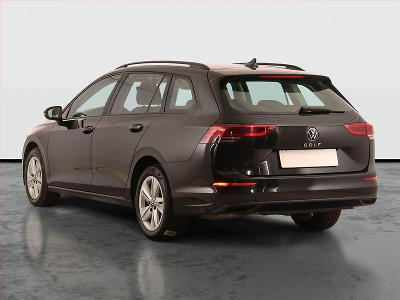 Volkswagen Golf (2023) Life 2.0 TDI, Automat - fotka 4 z 23