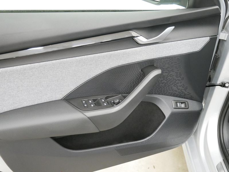 Škoda Octavia - fotka 9 z 21