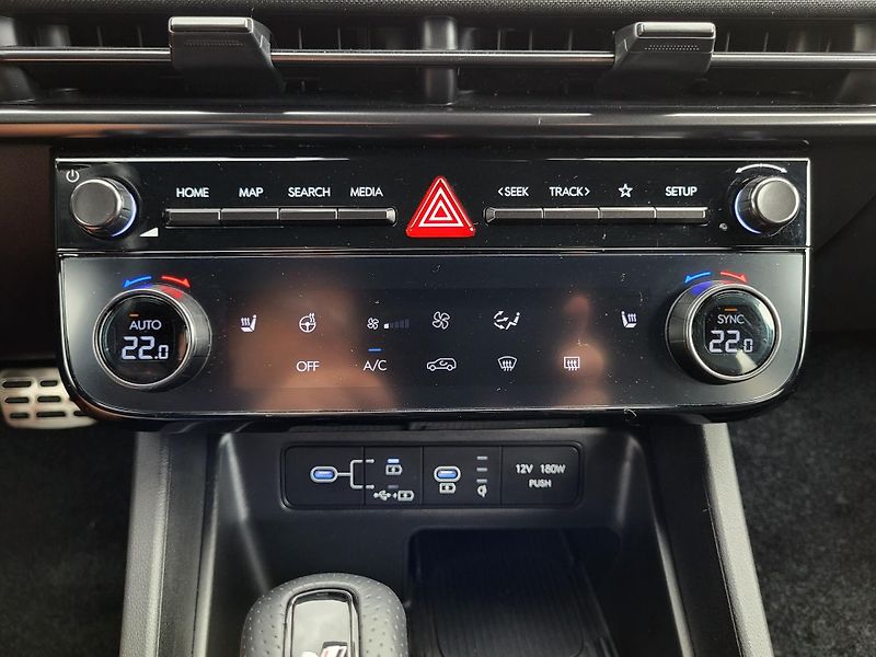 Hyundai Tucson 1.6 T-GDI 118kW DCT 4x4 N-Line - fotka 19 z 47