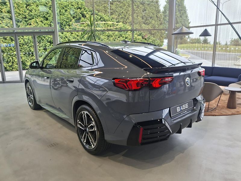 BMW X2 xDrive20d M-Sport - fotka 4 z 27